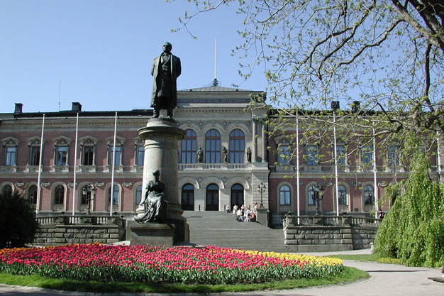 Aulan Picture of University Main Building